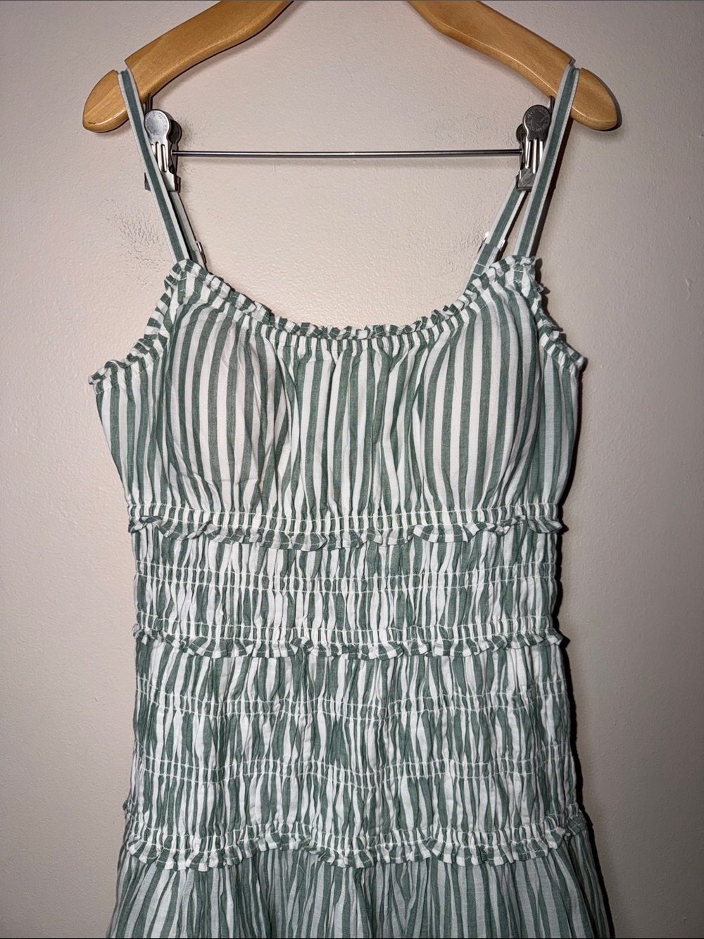 Abercrombie & Fitch Light Mint Striped Smocked Maxi Dress Bra Free - Picture 4 of 8